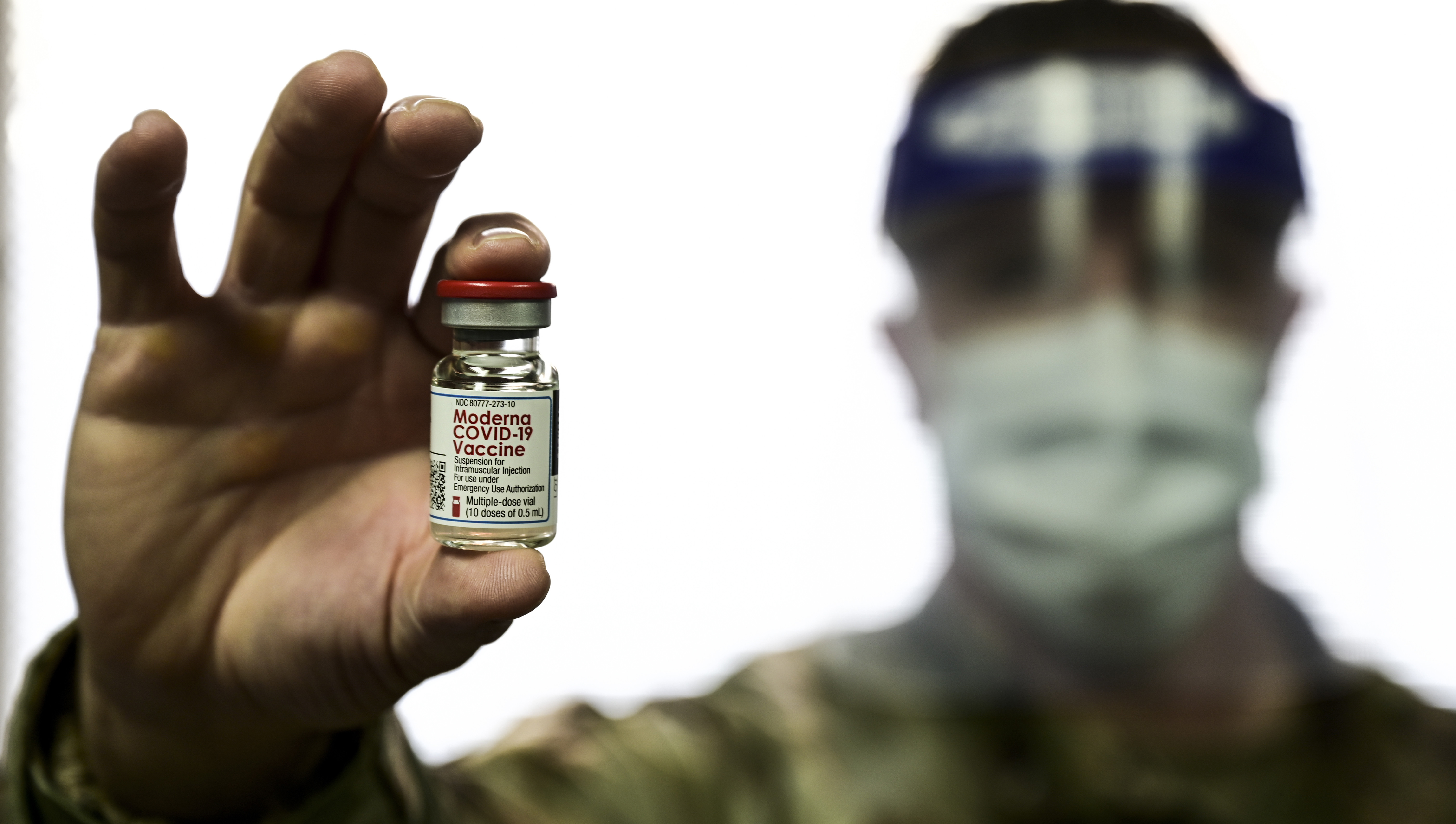 911th Airlift Wing receives COVID-19 vaccine